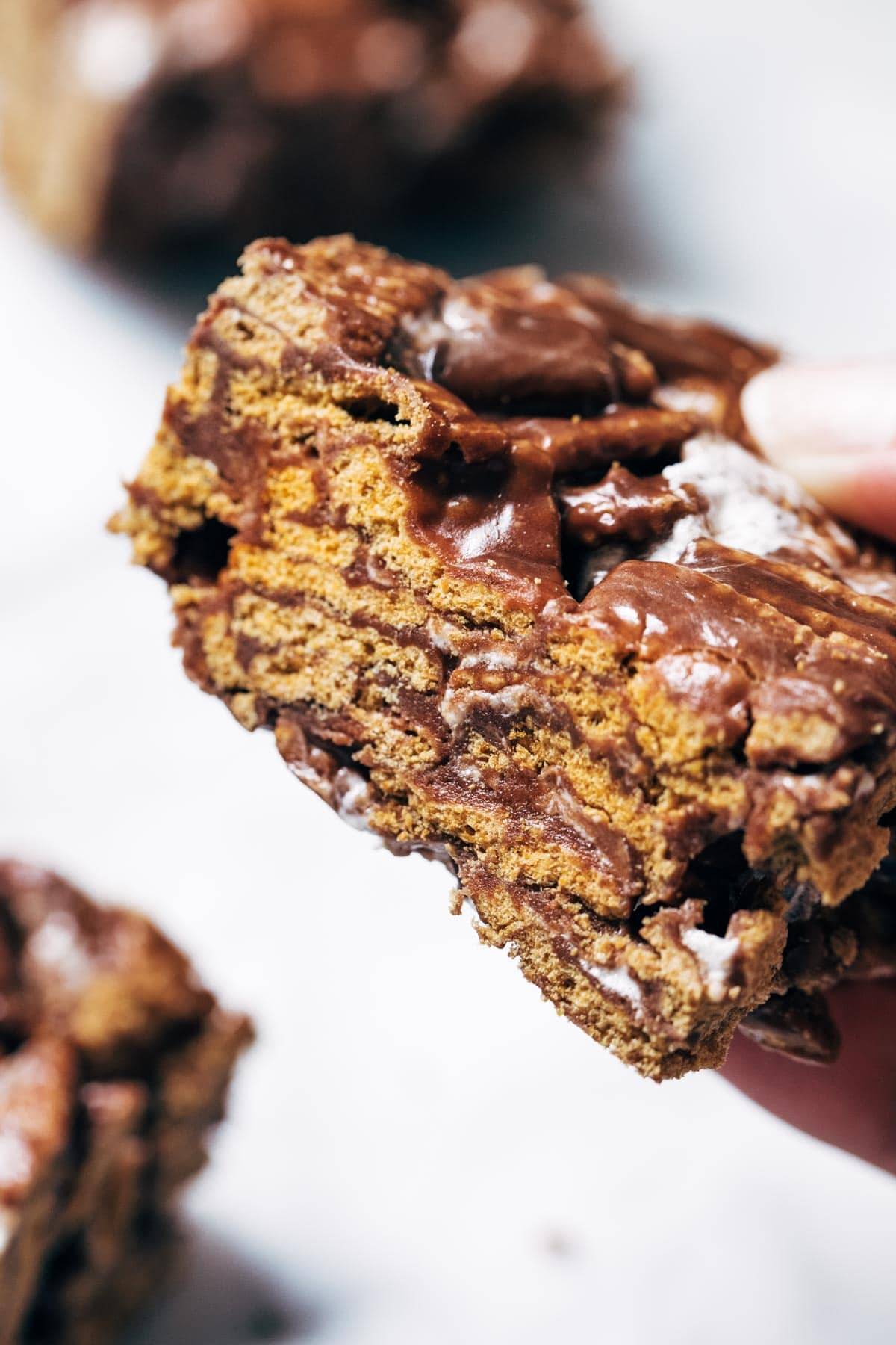 Layers of Golden Grahams Bars.